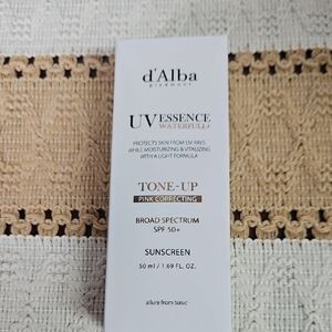 Alba UV Essence Waterfull Tone-Up Sunscreen - White and Pink